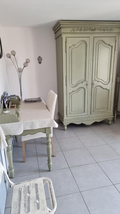 Domaine La Garenne Bed & Breakfast Reilhaguet Exterior foto