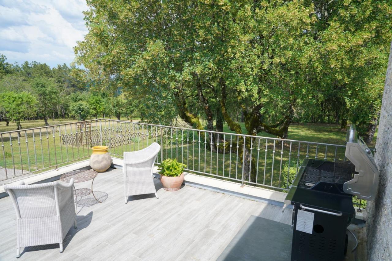 Domaine La Garenne Bed & Breakfast Reilhaguet Exterior foto