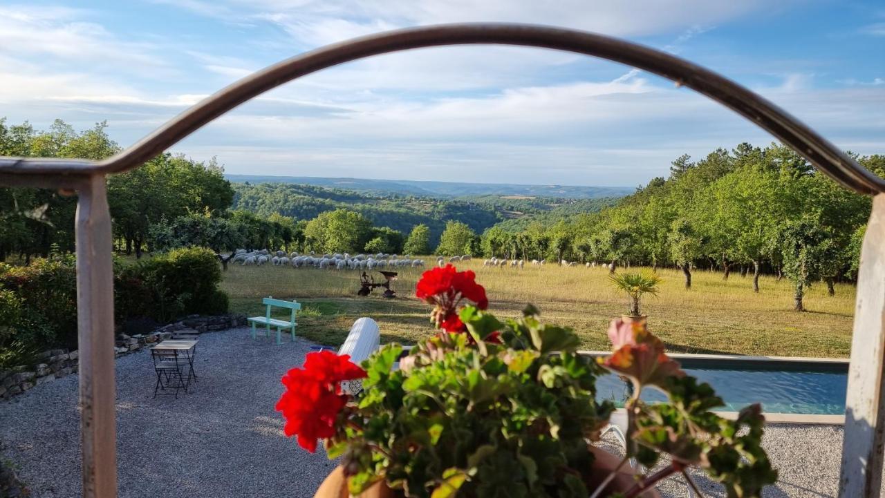 Domaine La Garenne Bed & Breakfast Reilhaguet Exterior foto